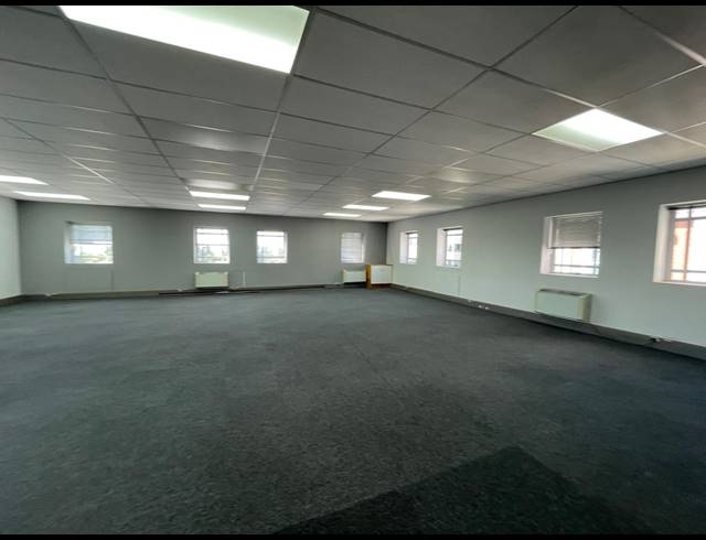 188.25M² OFFICE TO LET IN RIVONIA